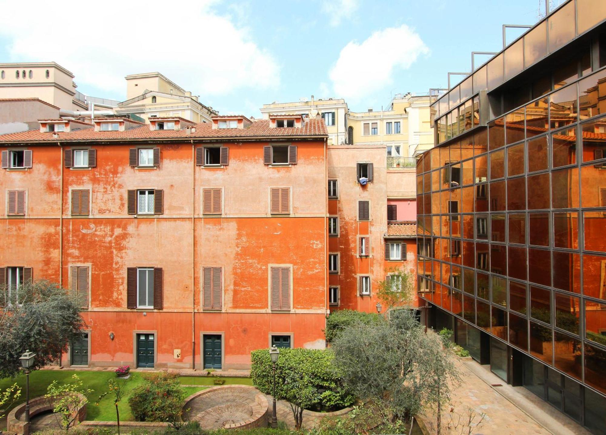 Saturno In Trevi Apartamento Roma Exterior foto